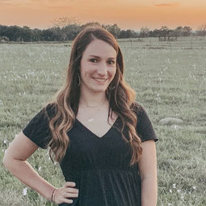 Meet your Posher, Hannah